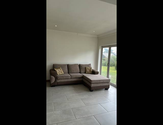 3 BEDROOM FREEHOLD FOR SALE IN LIBRADENE